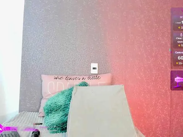 Live sex webcam photo for Julirodriguez #290615884