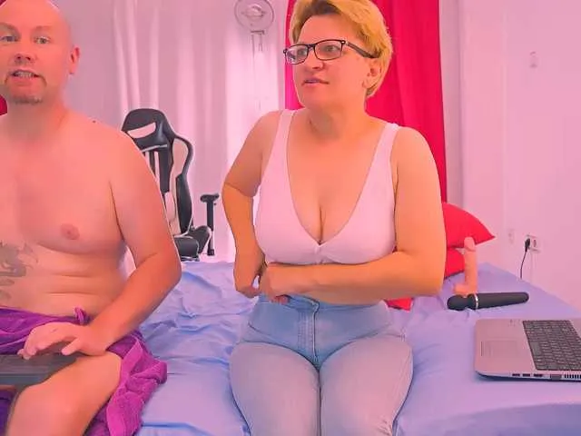 Live sex webcam photo for Julius-Dwayne #277994105