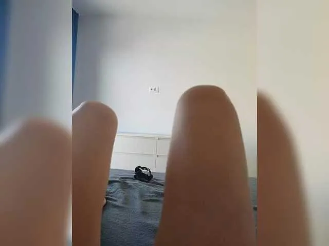 Live sex webcam photo for Julli21 #291540755