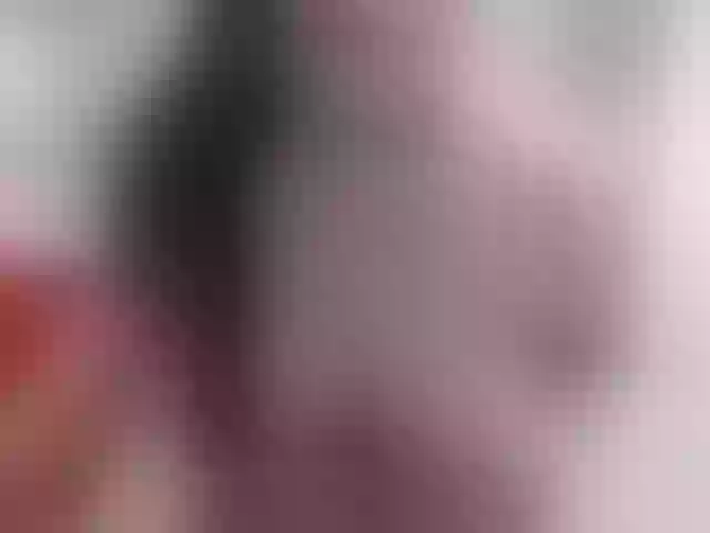 Live sex webcam photo for JullieMilf #287954857
