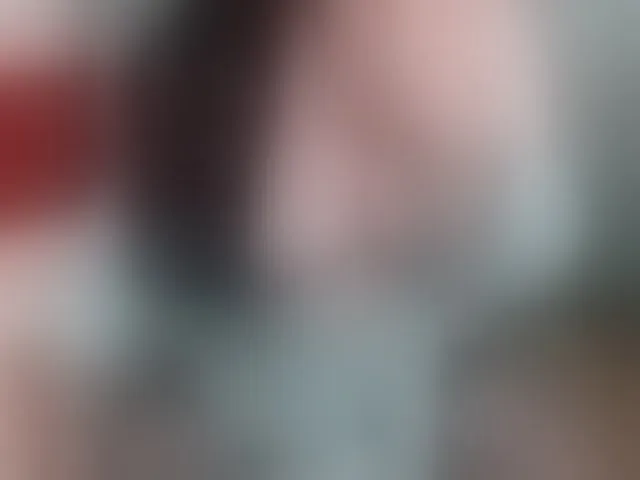 Live sex webcam photo for JullieMilf #293766136