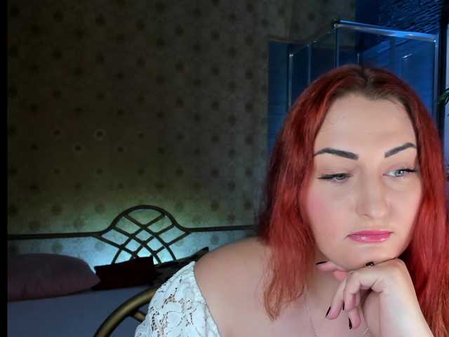 Live sex webcam photo for JulyFox #274159292