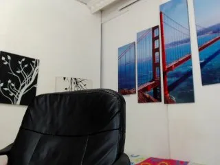 Live sex webcam photo for JulySophia #143993139