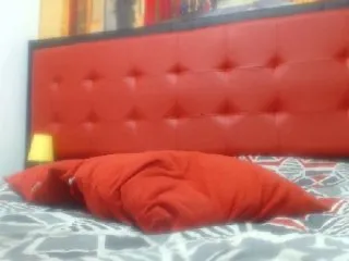 Live sex webcam photo for JulySophia #151682701
