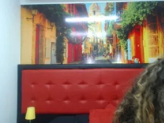 Live sex webcam photo for JulySophia #153519294