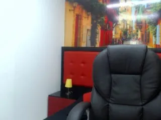 Live sex webcam photo for JulySophia #156499359