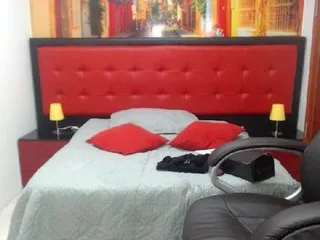 Live sex webcam photo for JulySophia #159668182