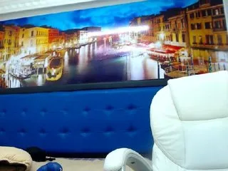 Live sex webcam photo for JulySophia #165883446