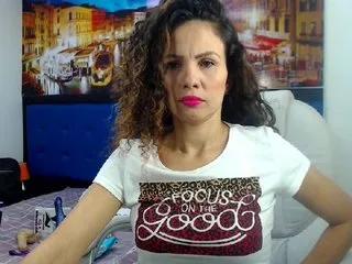 Live sex webcam photo for JulySophia #168173911