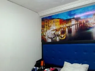 Live sex webcam photo for JulySophia #168501585