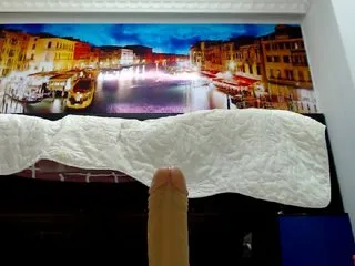 Live sex webcam photo for JulySophia #174625704