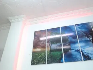 Live sex webcam photo for JulySophia #181979471