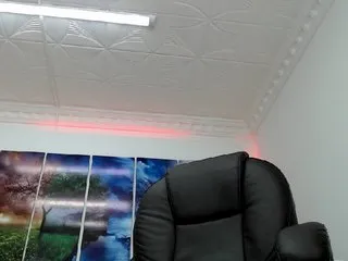 Live sex webcam photo for JulySophia #189340926