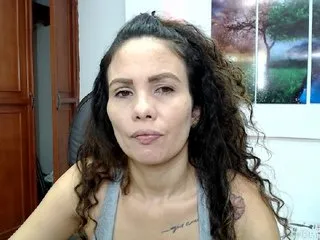 Live sex webcam photo for JulySophia #189513366