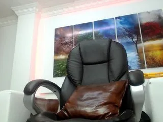 Live sex webcam photo for JulySophia #189931801