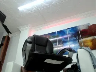 Live sex webcam photo for JulySophia #191420123