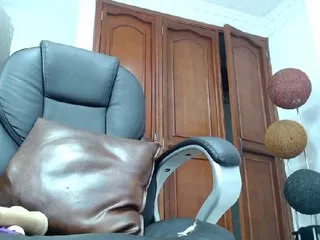 Live sex webcam photo for JulySophia #193615825