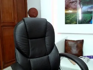 Live sex webcam photo for JulySophia #194482296