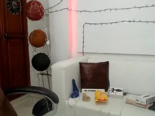 Live sex webcam photo for JulySophia #198395317