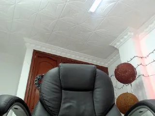 Live sex webcam photo for JulySophia #201357433