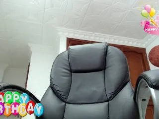 Live sex webcam photo for JulySophia #203041532