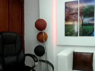 Live sex webcam photo for JulySophia #213436928