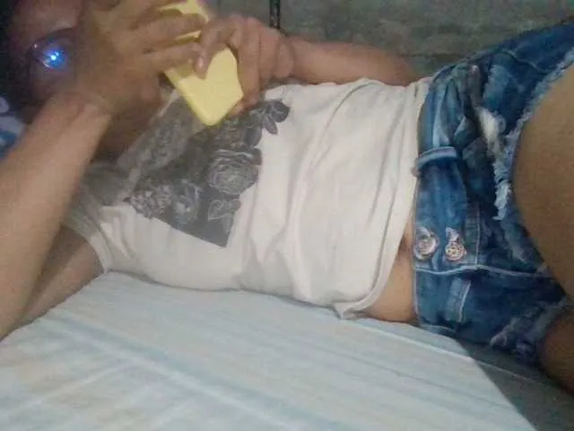 Live sex webcam photo for Jume28 #276643919