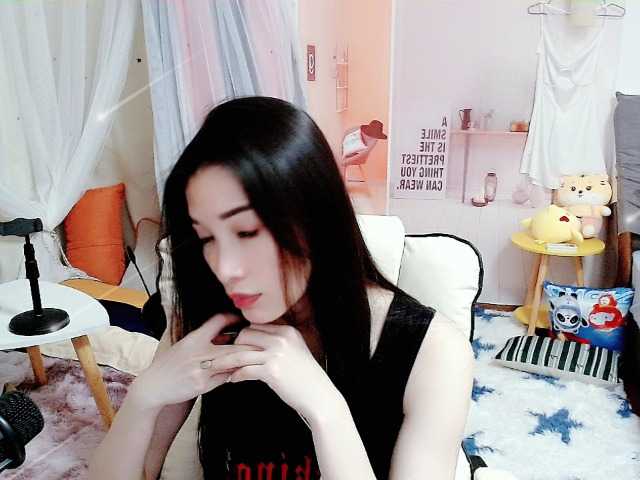 Live sex webcam photo for June-66 #273191406