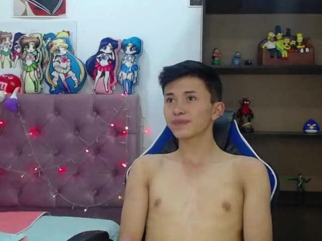 Live sex webcam photo for Junior-2311 #273638986