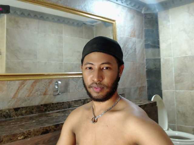 Live sex webcam photo for JuniorMcMiller #275776928