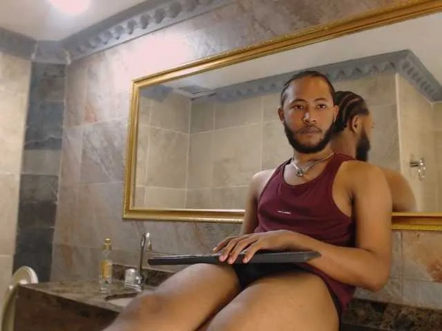 Live sex webcam photo for JuniorMcMiller #276479699