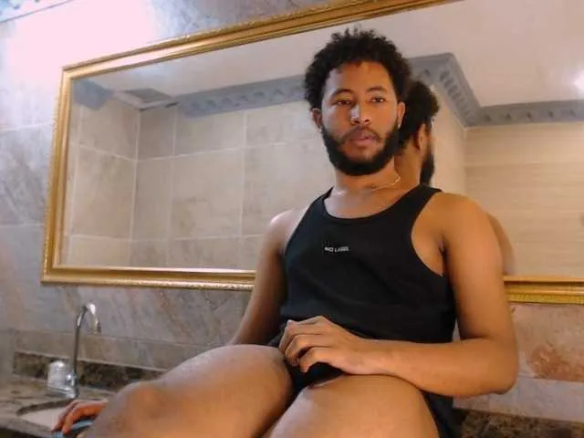 Live sex webcam photo for JuniorMcMiller #277323635