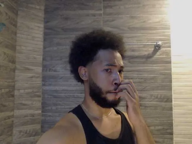 Live sex webcam photo for JuniorMcMiller #277412452