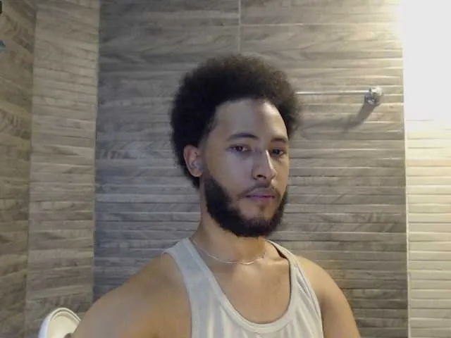 Live sex webcam photo for JuniorMcMiller #277419490