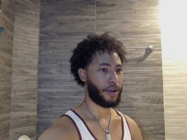 Live sex webcam photo for JuniorMcMiller #277490742