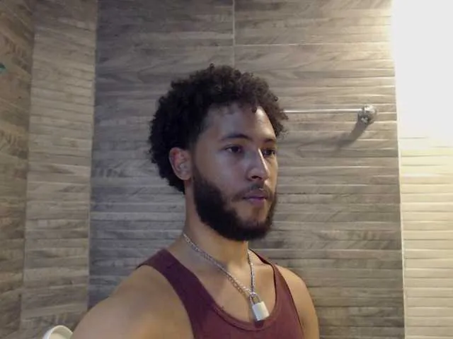 Live sex webcam photo for JuniorMcMiller #277527798