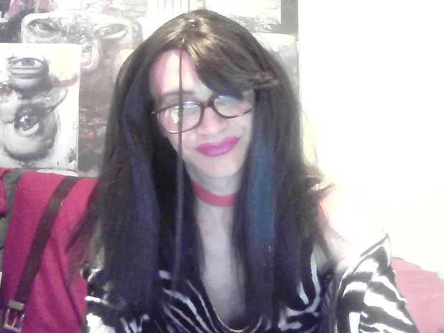 Live sex webcam photo for Juny-1 #274139814