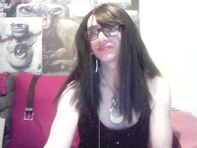Live sex webcam photo for Juny-1 #274186896