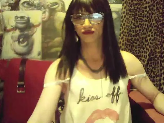Live sex webcam photo for Juny-1 #275722333