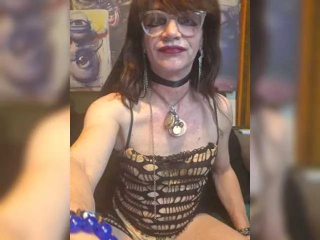 Live sex webcam photo for Juny-1 #293478111