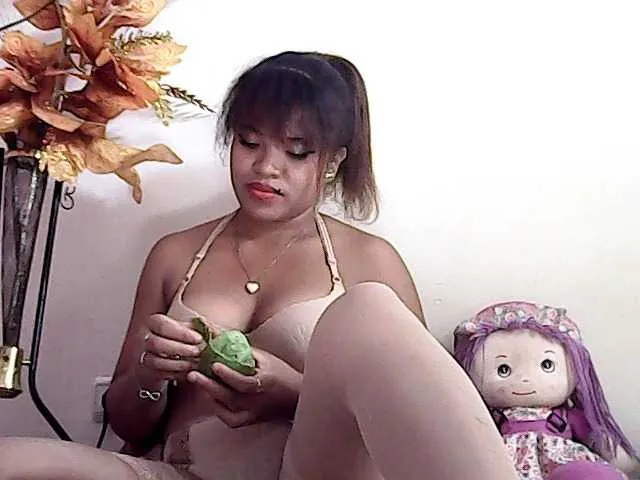 Live sex webcam photo for Juscaniie #277670769