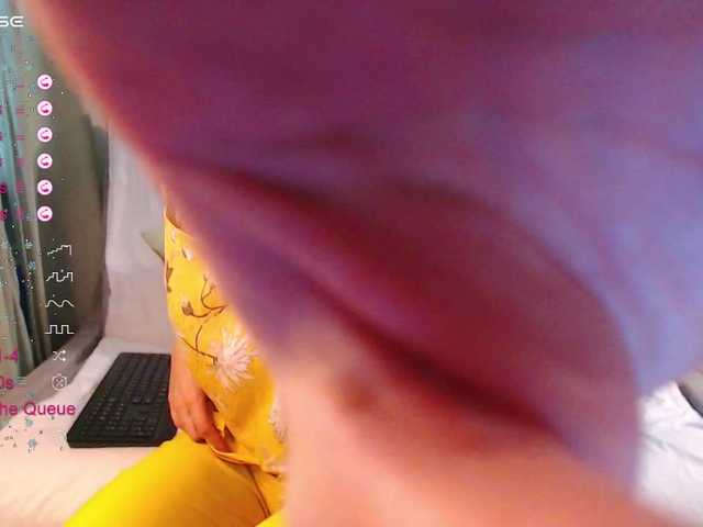 Live sex webcam photo for Jussysweet #291576549