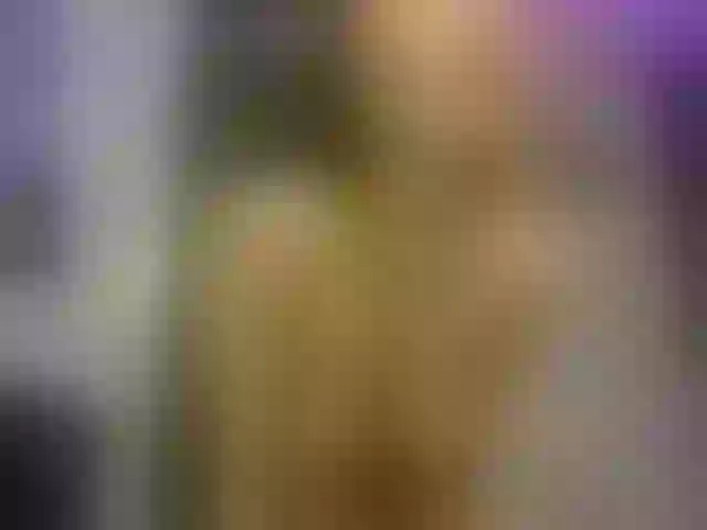 Live sex webcam photo for Just-Mira #290352392