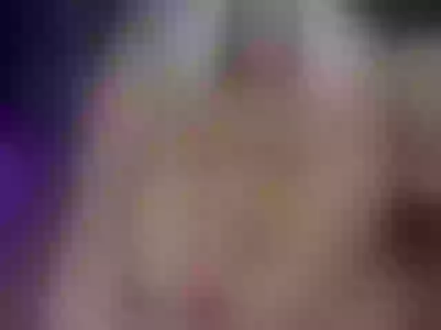 Live sex webcam photo for Just-Mira #290599546