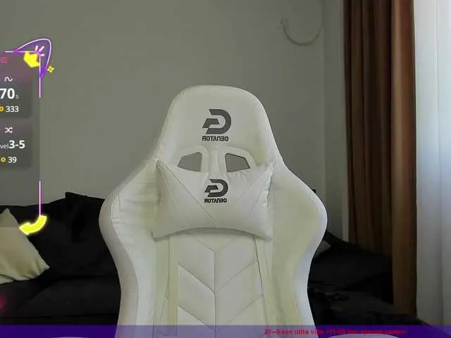 Live sex webcam photo for Just-Mira #291001817