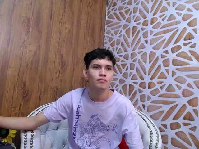 Live sex webcam photo for Just1n18 #276816621