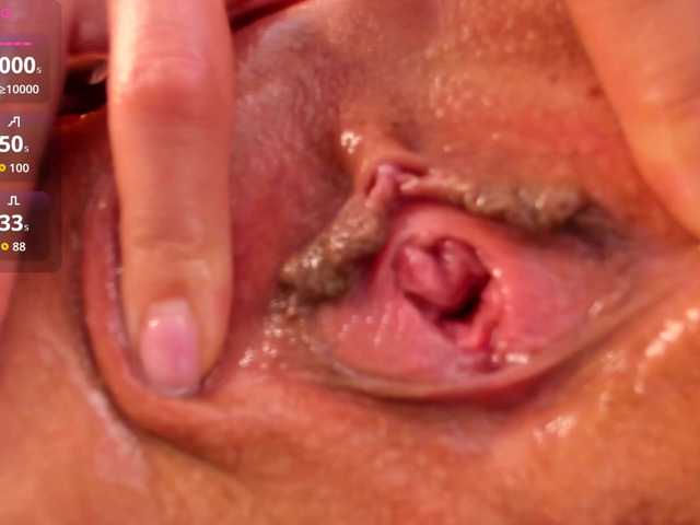 Live sex webcam photo for JustJeniffer #292059746