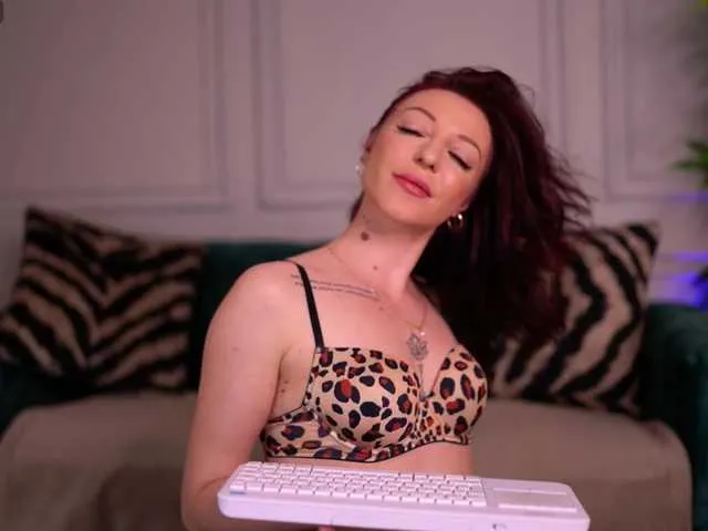 Live sex webcam photo for JustKessie #290910991