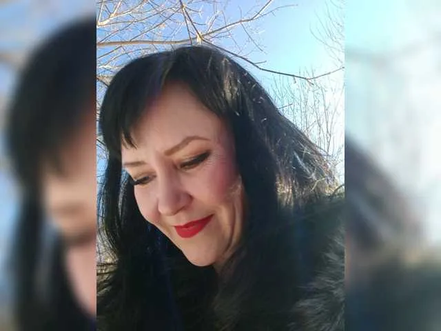 Live sex webcam photo for JustOlga #272459750