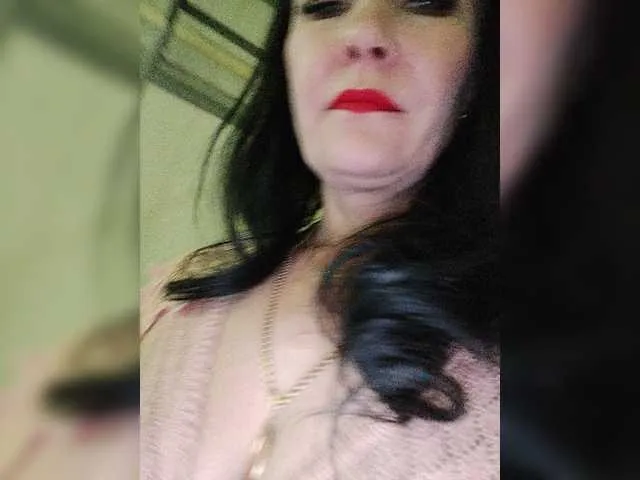 Live sex webcam photo for JustOlga #273390331